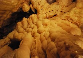Grotte in Liguria: le Grotte di Toirano tra preistoria e stalattiti