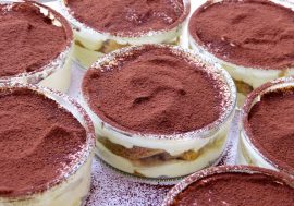 Tiriamoci su con il tiramisù: il tipico dolce italiano
